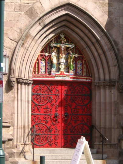 red-church-door-1-17.jpg